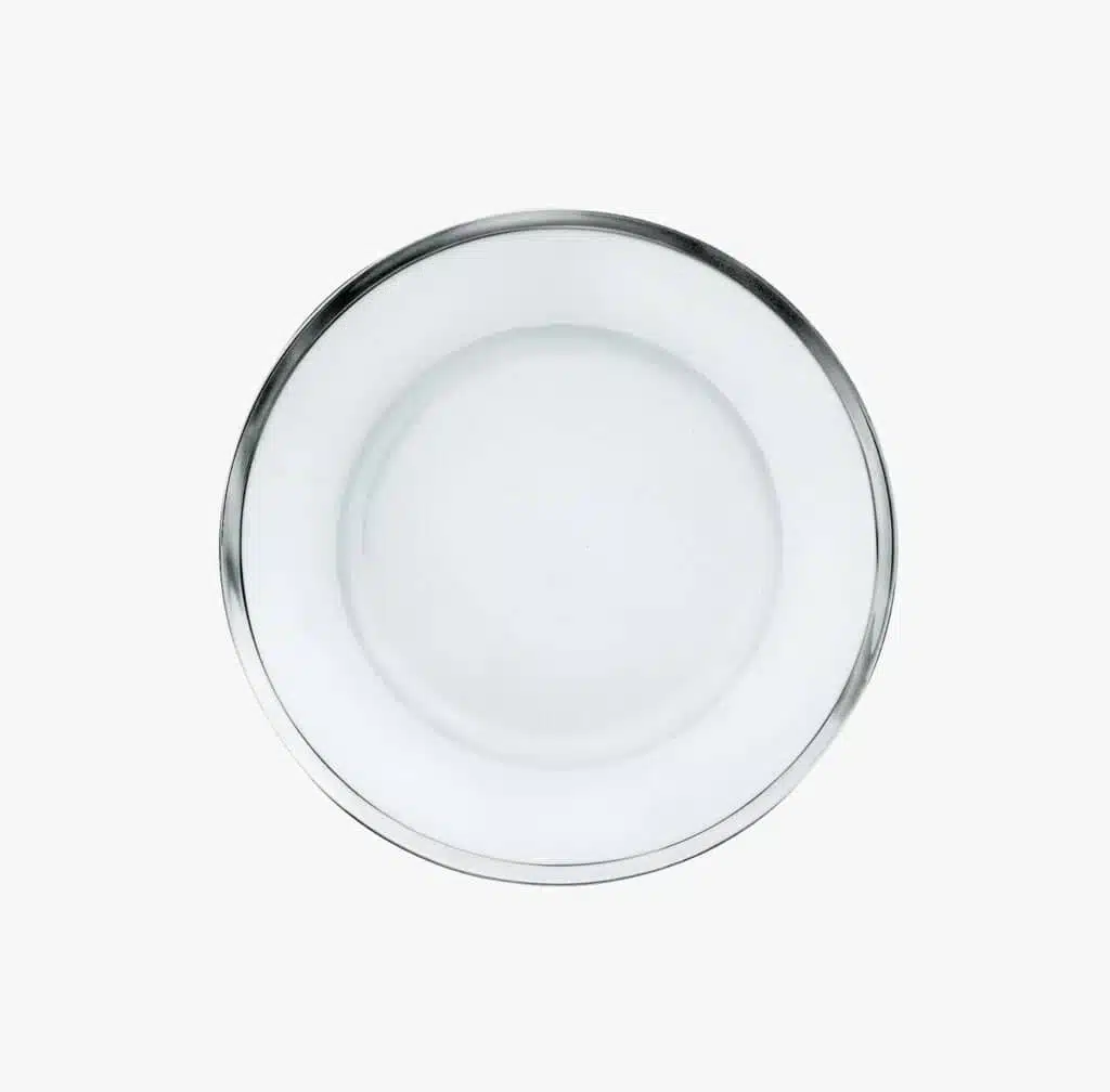 Assiette de la collection Cercle d'Orfèvre en porcelaine et argent massif, sur fond gris